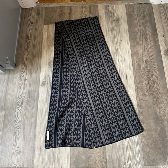 MICHAEL Michael Kors Accessories - Michael Kors Signature Logo Black Gray Scarf